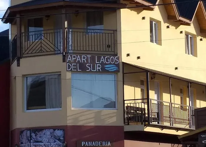 Lagos del Sur